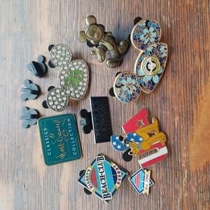 Disney Trading Pins - The Full Bundle